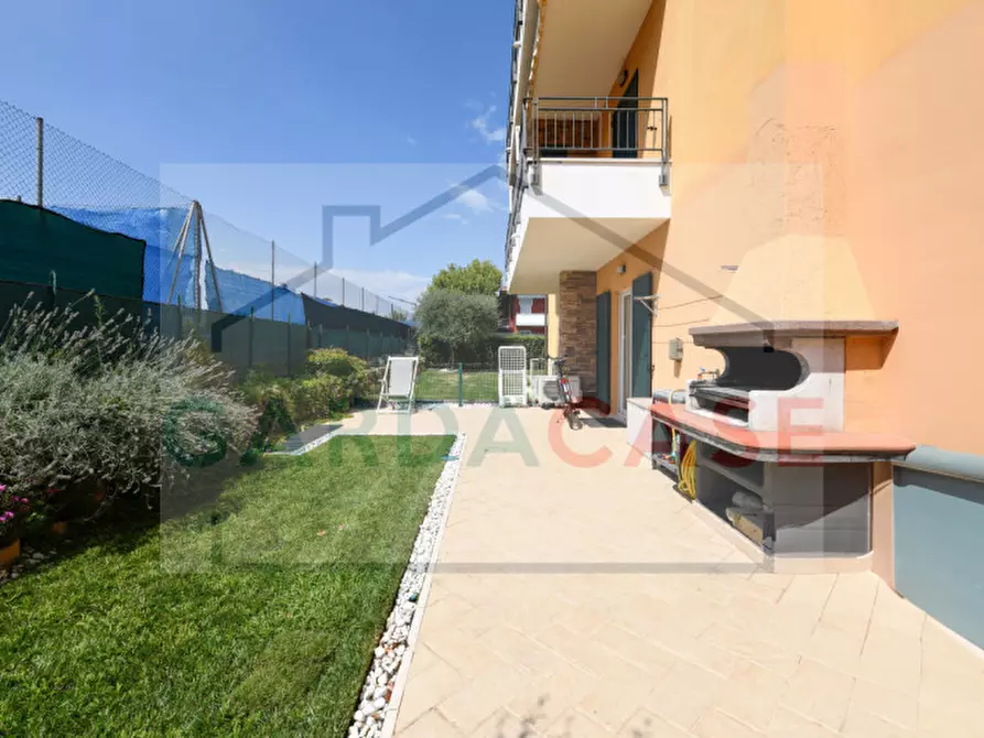 Immagine 19 di Appartamento in vendita  in Via Lazzarini a Sirmione