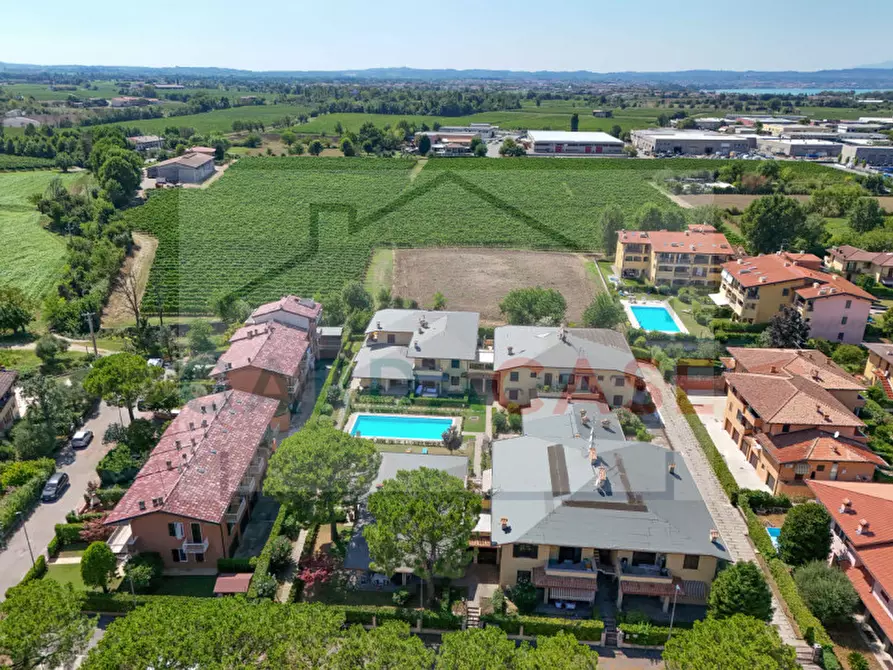 Immagine 18 di Appartamento in vendita  in Via San Martino della Battaglia a Sirmione