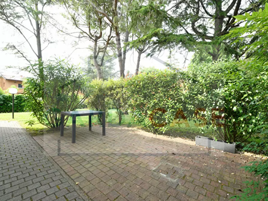 Immagine 3 di Appartamento in vendita  in Viale Giuseppe Verdi a Sirmione