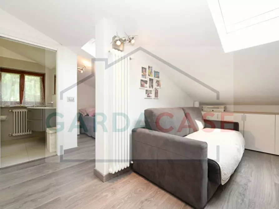 Immagine 10 di Appartamento in vendita  in Viale Giuseppe Verdi a Sirmione