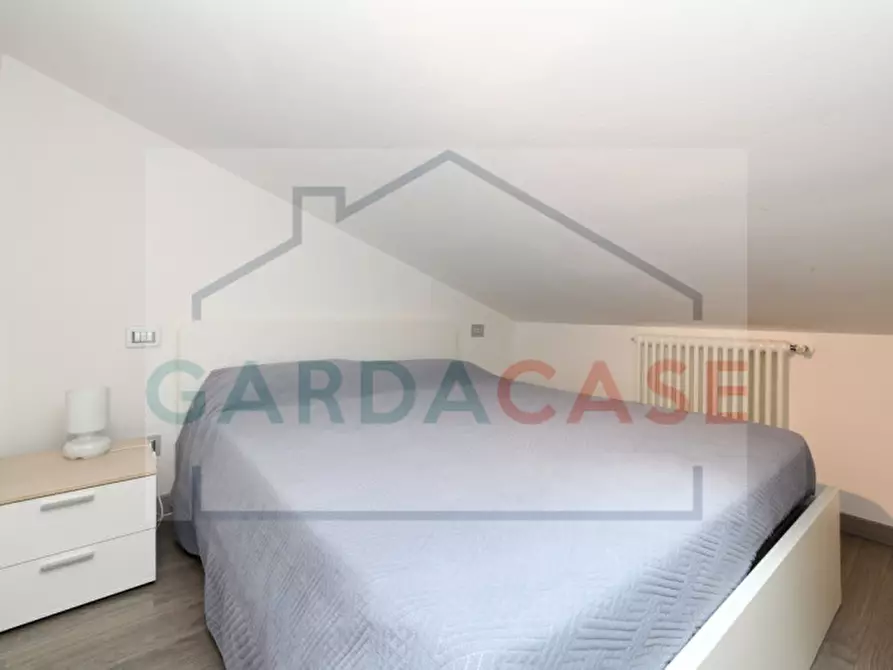 Immagine 12 di Appartamento in vendita  in Viale Giuseppe Verdi a Sirmione