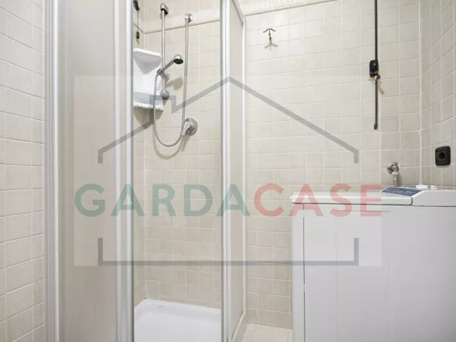 Immagine 12 di Appartamento in vendita  in Via Tintoretto a Sirmione