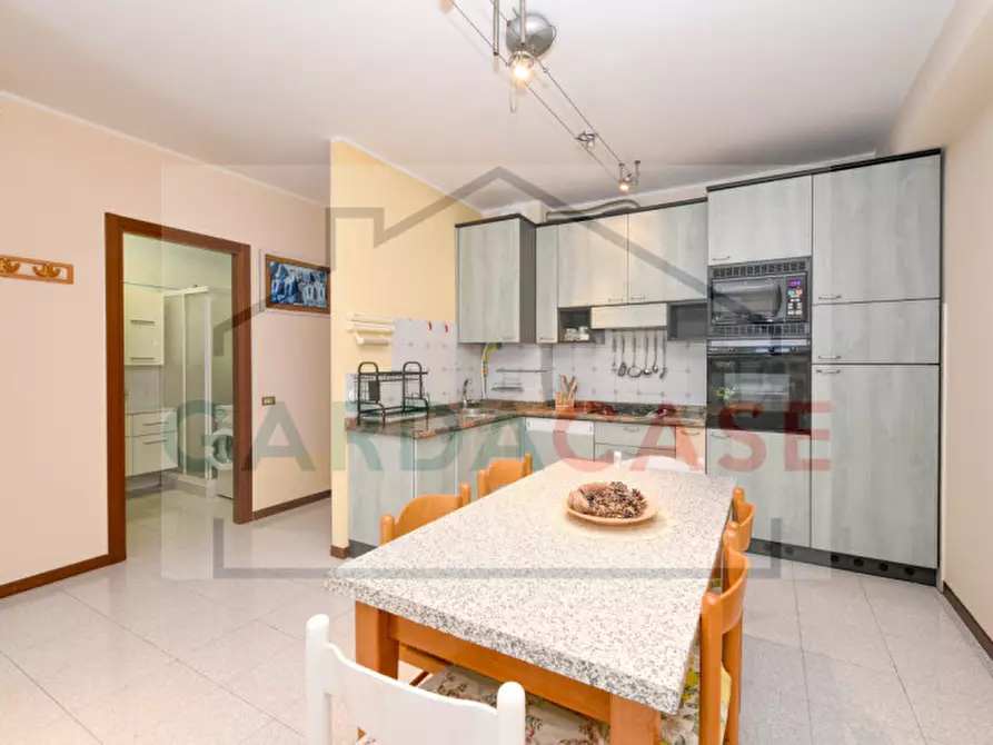 Immagine 8 di Appartamento in vendita  in Via Pastore a Sirmione