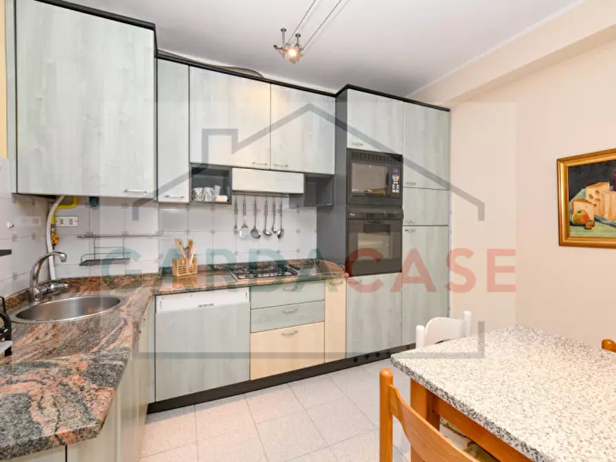 Immagine 10 di Appartamento in vendita  in Via Pastore a Sirmione