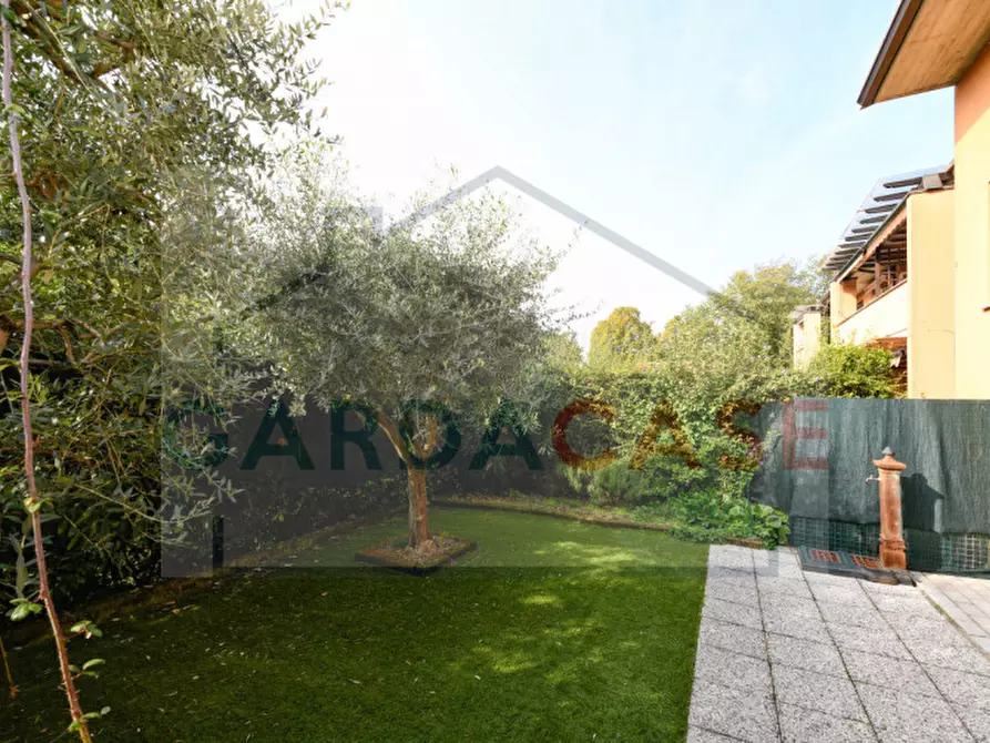 Immagine 18 di Appartamento in vendita  in Via Pastore a Sirmione