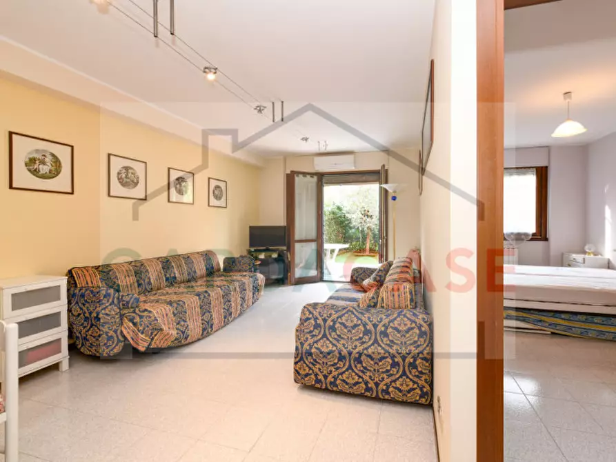 Immagine 23 di Appartamento in vendita  in Via Pastore a Sirmione