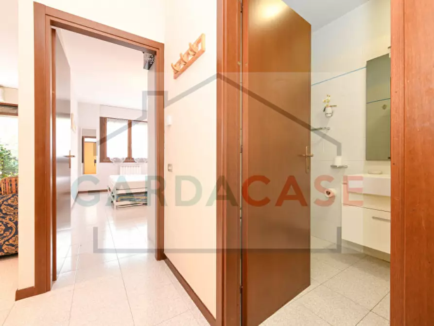 Immagine 27 di Appartamento in vendita  in Via Pastore a Sirmione