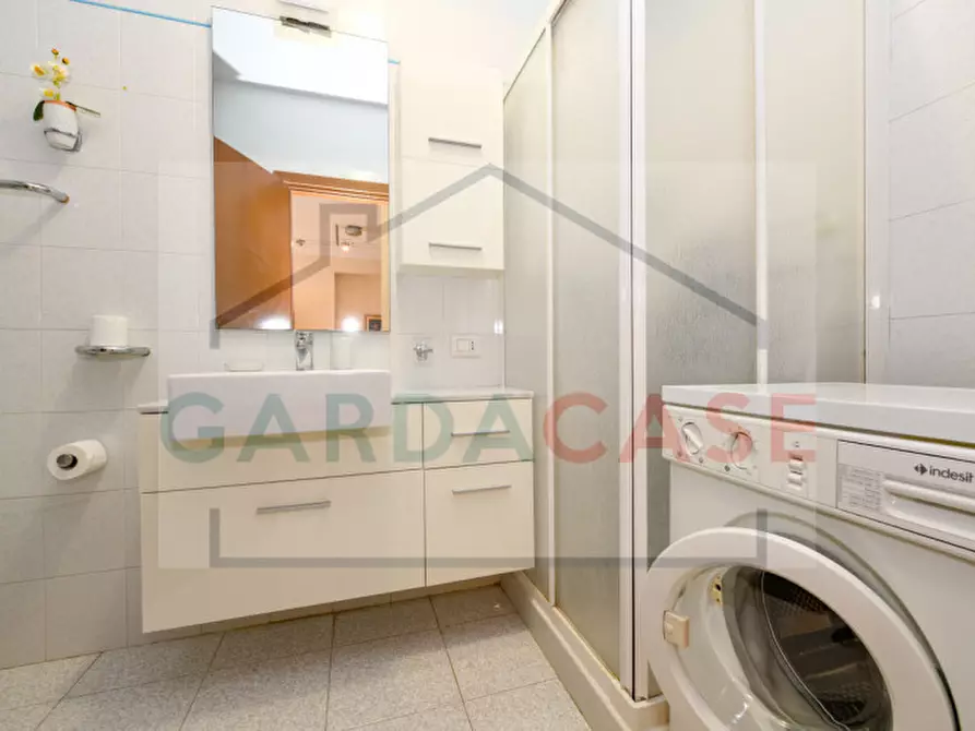 Immagine 28 di Appartamento in vendita  in Via Pastore a Sirmione