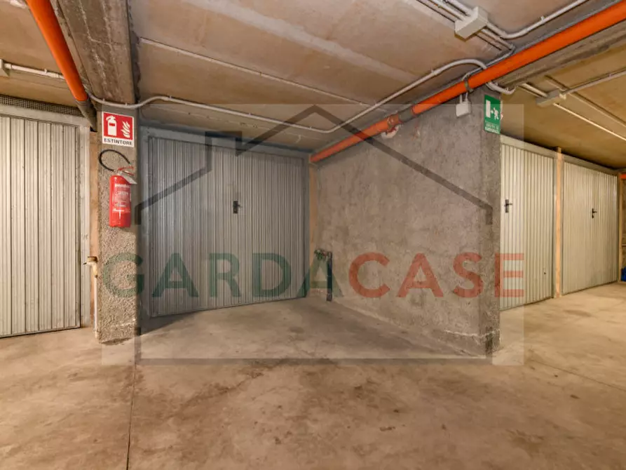 Immagine 30 di Appartamento in vendita  in Via Pastore a Sirmione