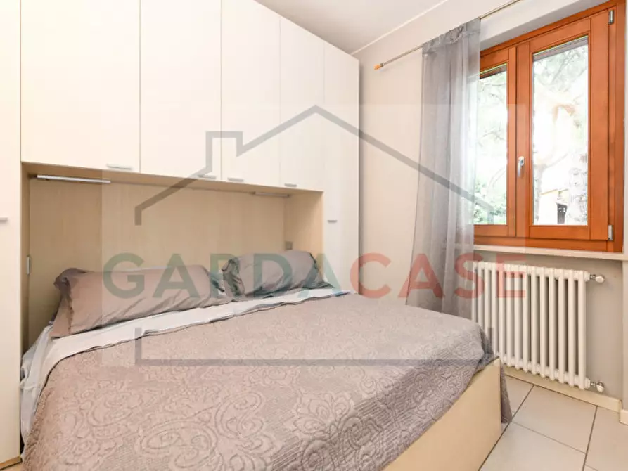 Immagine 12 di Appartamento in vendita  in Viale Giuseppe Verdi a Sirmione