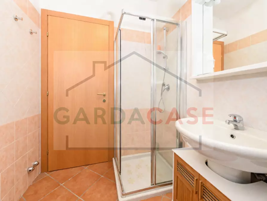 Immagine 15 di Appartamento in vendita  a Sirmione