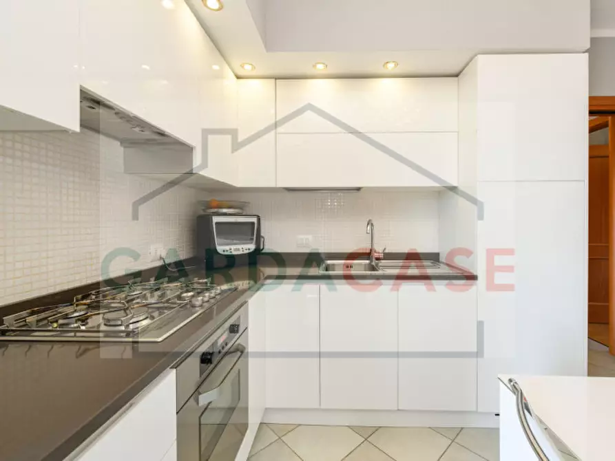 Immagine 15 di Appartamento in vendita  in Via Leonardo da Vinci a Sirmione