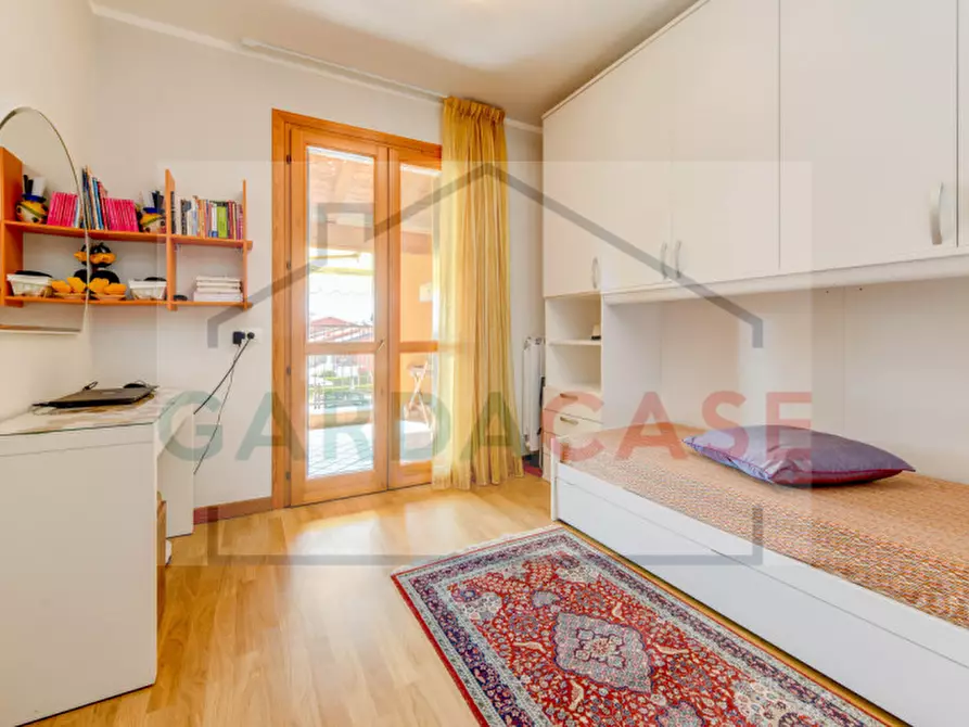 Immagine 21 di Appartamento in vendita  in Via Leonardo da Vinci a Sirmione
