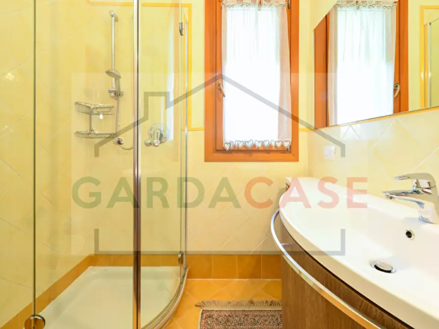 Immagine 26 di Appartamento in vendita  in Via Leonardo da Vinci a Sirmione