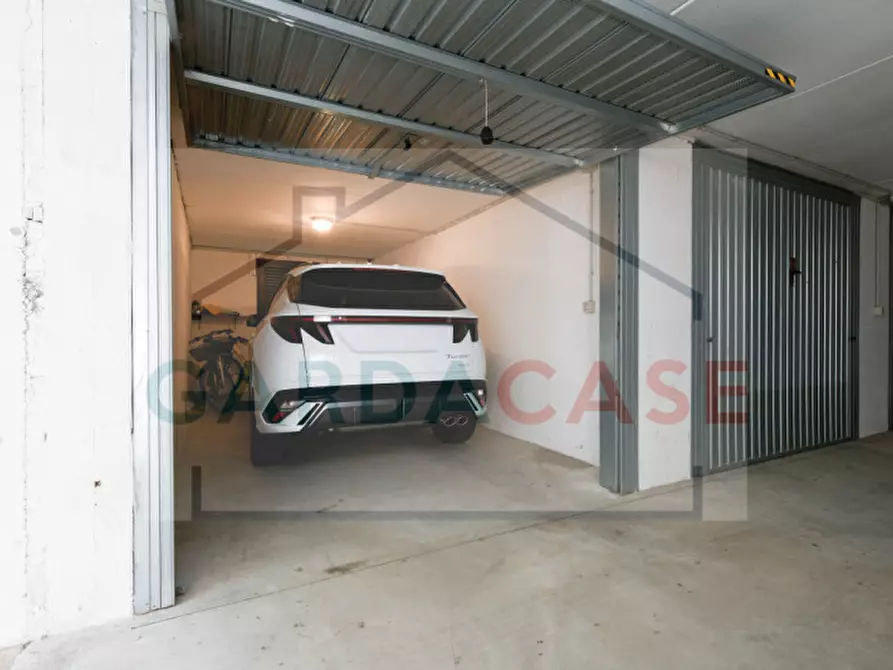 Immagine 28 di Appartamento in vendita  in Via Leonardo da Vinci a Sirmione