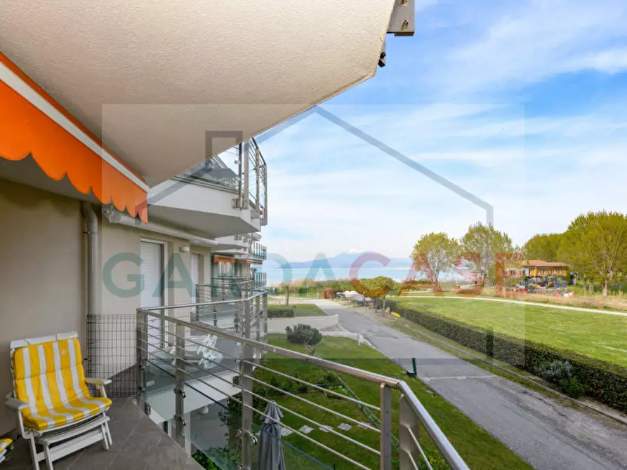 Immagine 11 di Appartamento in vendita  a Sirmione