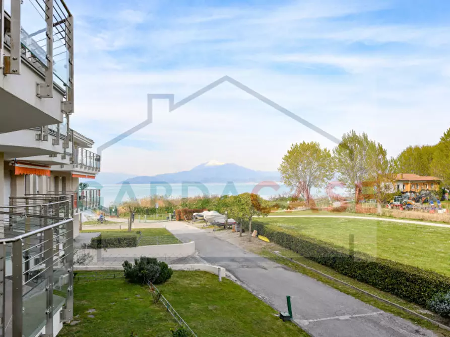 Immagine 12 di Appartamento in vendita  a Sirmione