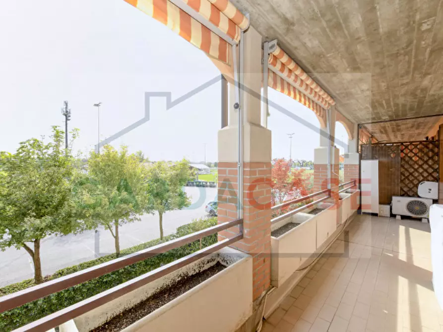 Immagine 17 di Appartamento in vendita  a Sirmione