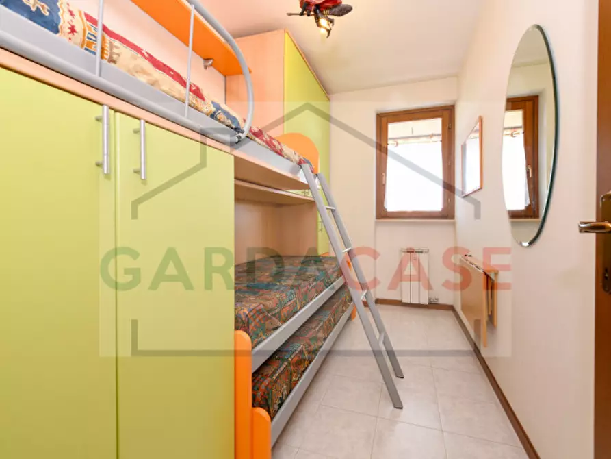 Immagine 19 di Appartamento in vendita  a Sirmione