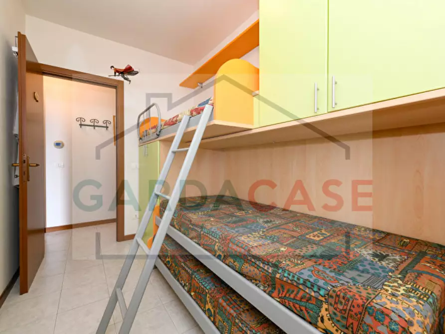 Immagine 21 di Appartamento in vendita  a Sirmione