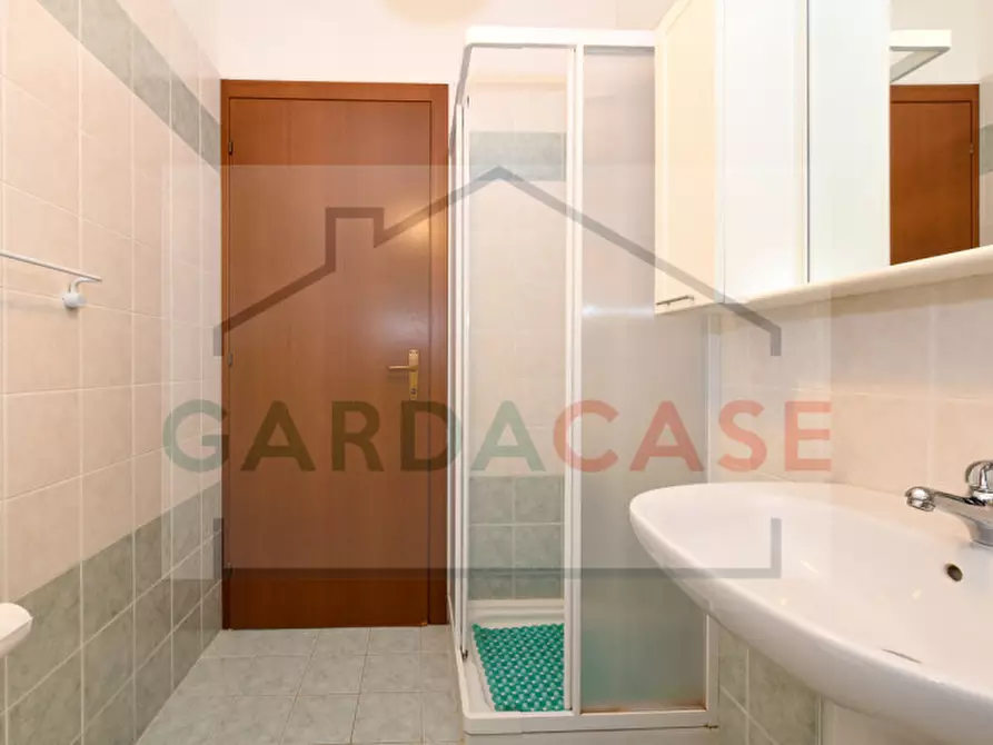 Immagine 27 di Appartamento in vendita  a Sirmione