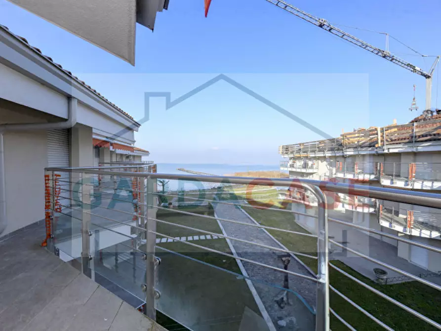 Immagine 7 di Appartamento in vendita  a Sirmione