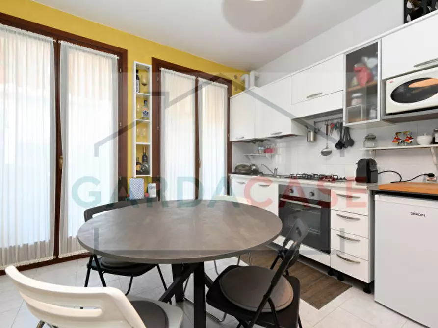 Immagine 6 di Appartamento in vendita  in Via Tintoretto a Sirmione