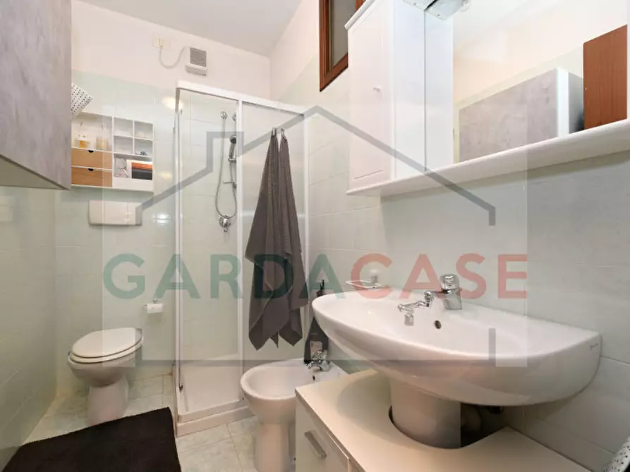 Immagine 18 di Appartamento in vendita  in Via Tintoretto a Sirmione