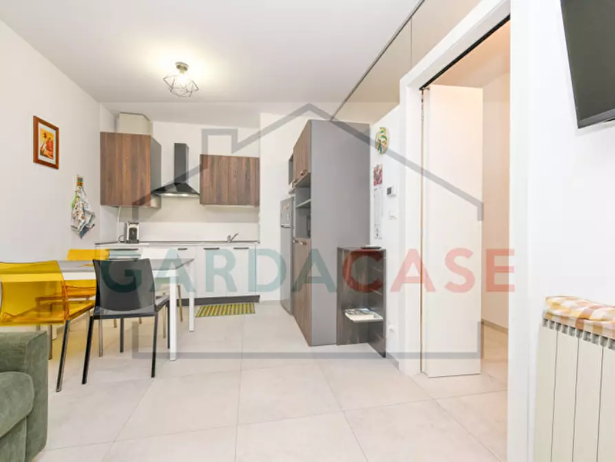 Immagine 12 di Appartamento in vendita  in Via Morandi a Sirmione