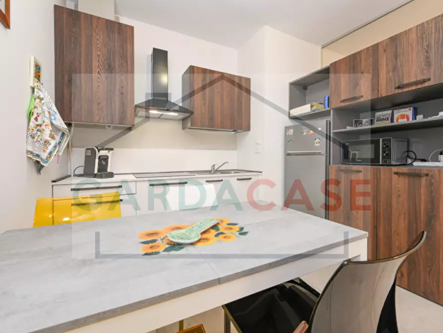 Immagine 15 di Appartamento in vendita  in Via Morandi a Sirmione