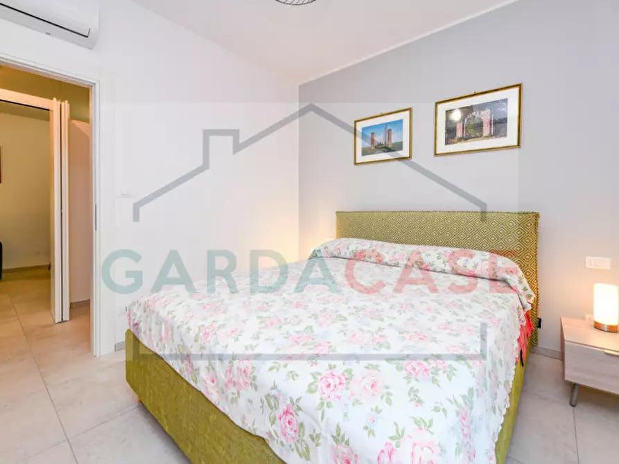 Immagine 28 di Appartamento in vendita  in Via Morandi a Sirmione