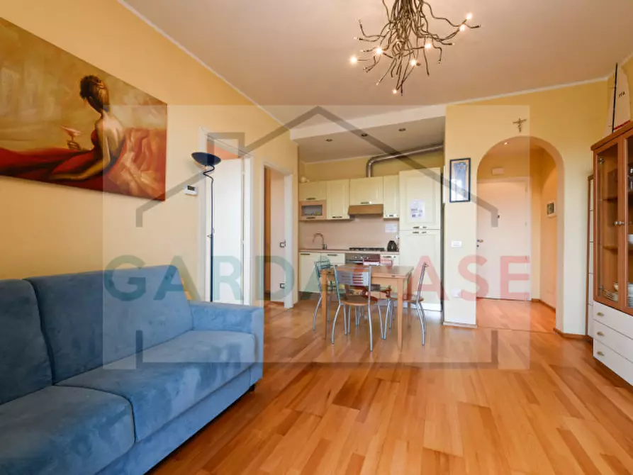 Immagine 6 di Appartamento in vendita  in Via Roma a Sirmione