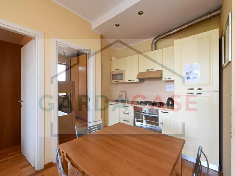 Immagine 9 di Appartamento in vendita  in Via Roma a Sirmione