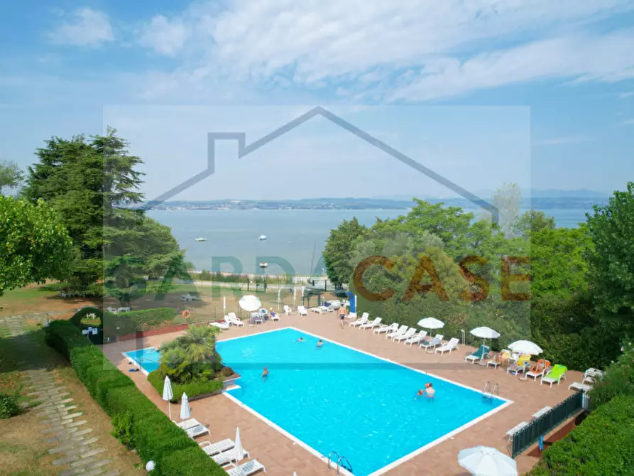 Immagine 2 di Appartamento in vendita  a Sirmione