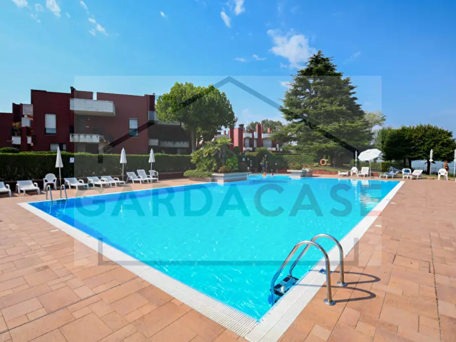 Immagine 3 di Appartamento in vendita  a Sirmione