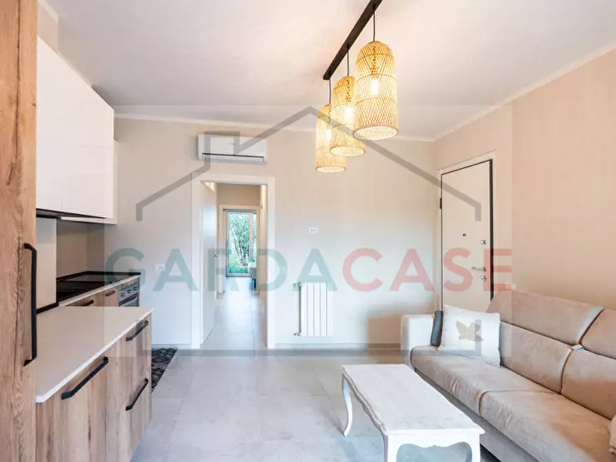 Immagine 12 di Appartamento in vendita  a Sirmione