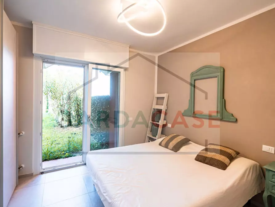 Immagine 14 di Appartamento in vendita  a Sirmione