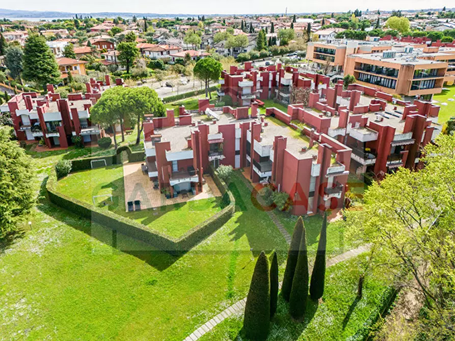 Immagine 26 di Appartamento in vendita  a Sirmione
