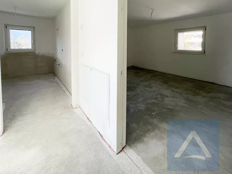 Immagine 11 di Appartamento in vendita  a Montagna .Montan.