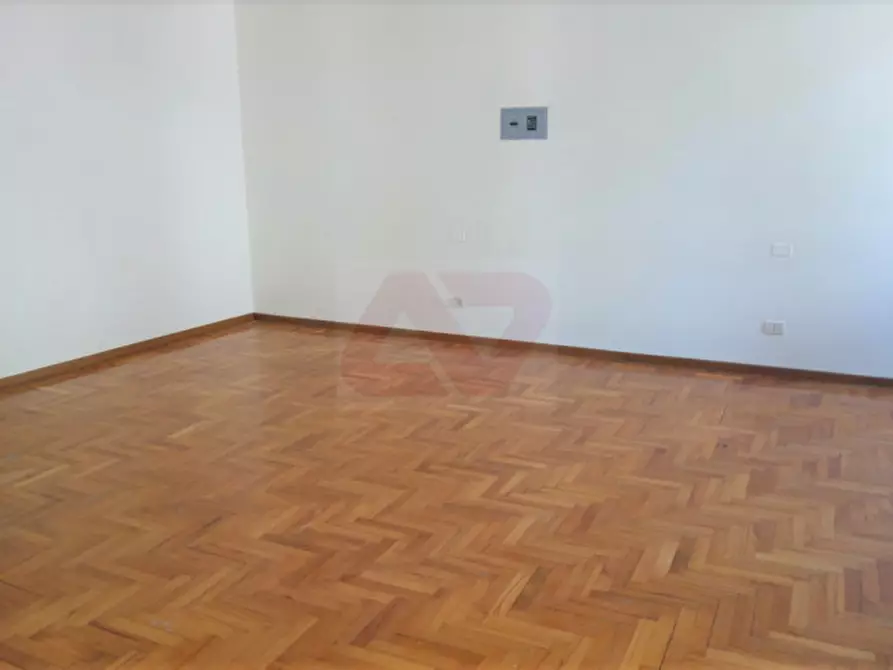 Immagine 17 di Appartamento in vendita  in Contrà Giuseppe Garibaldi a Vicenza