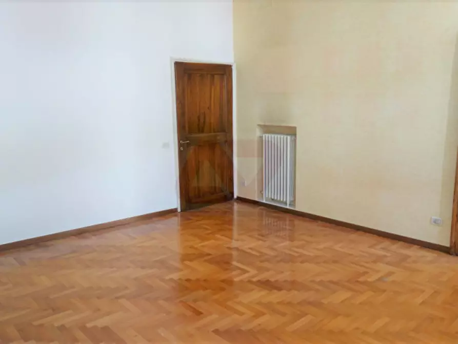 Immagine 20 di Appartamento in vendita  in Contrà Giuseppe Garibaldi a Vicenza