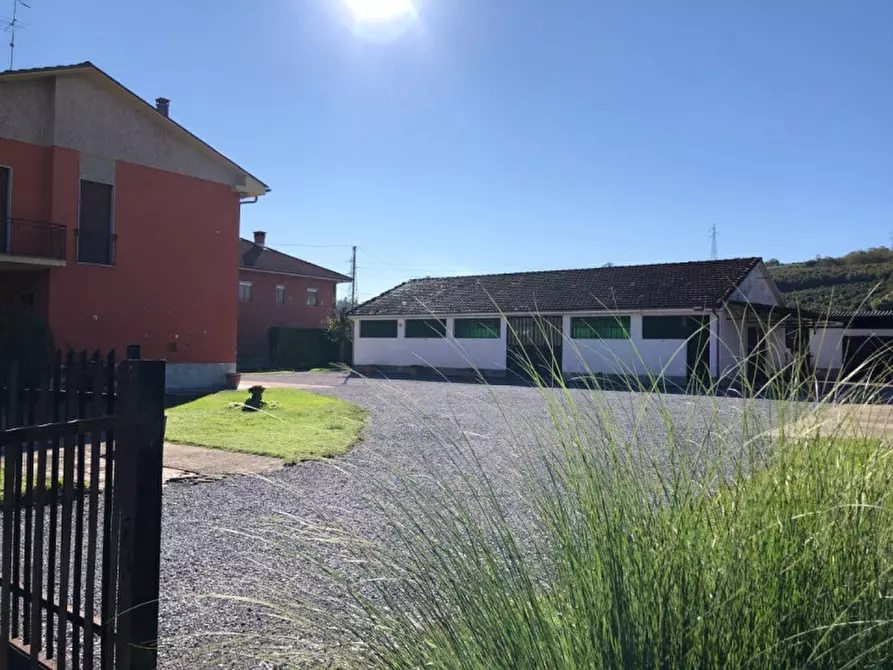 Immagine 1 di Casa indipendente in vendita  in Via Castelli a Roddi