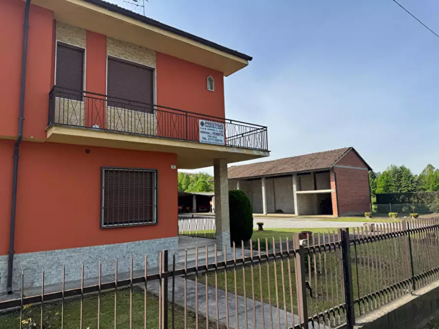 Immagine 4 di Casa indipendente in vendita  in Via Castelli a Roddi