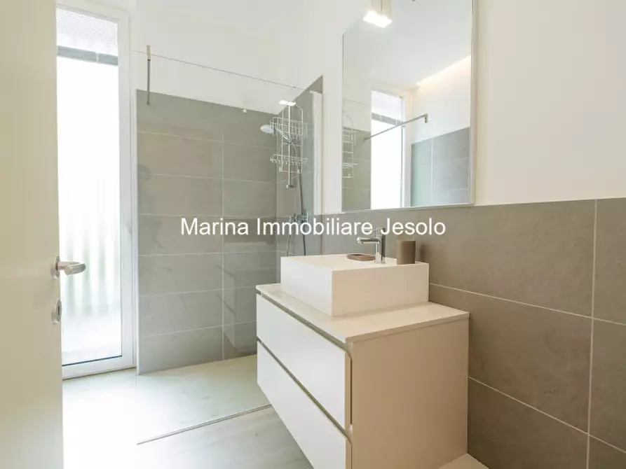 Immagine 16 di Appartamento in vendita  in VIALE ARNO a Jesolo
