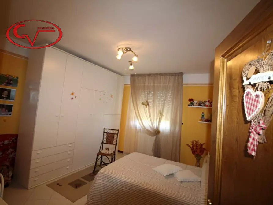 Immagine 11 di Villa in vendita  in periferia a San Giovanni Valdarno