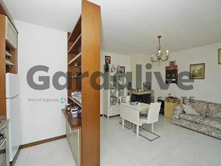 Immagine 3 di Appartamento in vendita  in via dei colli a Manerba Del Garda