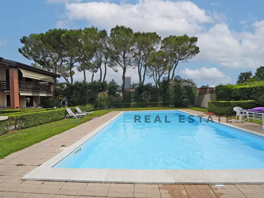 Immagine 22 di Appartamento in vendita  in via dei colli a Manerba Del Garda
