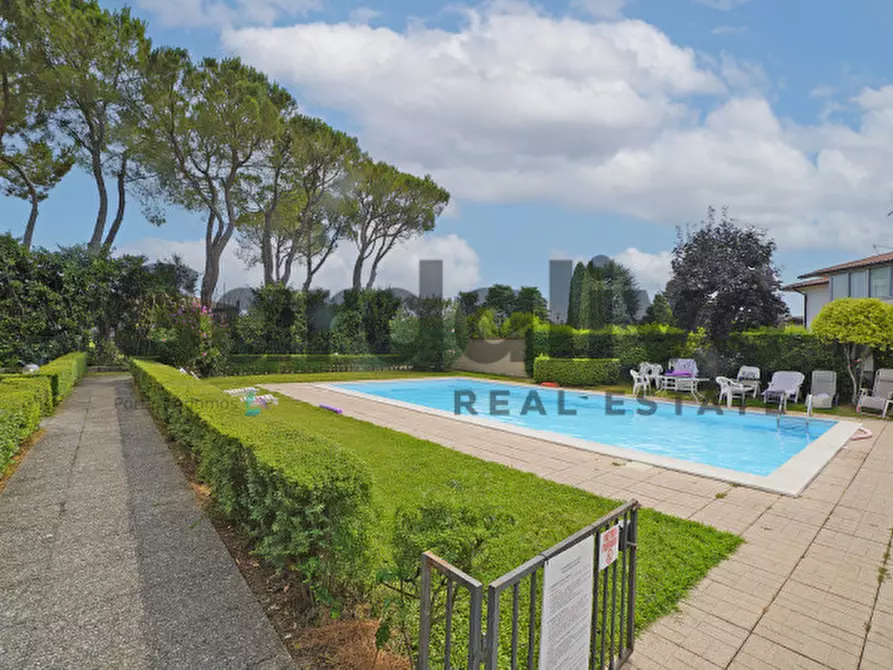 Immagine 23 di Appartamento in vendita  in via dei colli a Manerba Del Garda