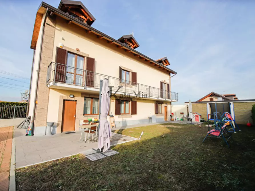 Immagine 1 di Casa bifamiliare in vendita  in Via Como,20 a Settimo Torinese