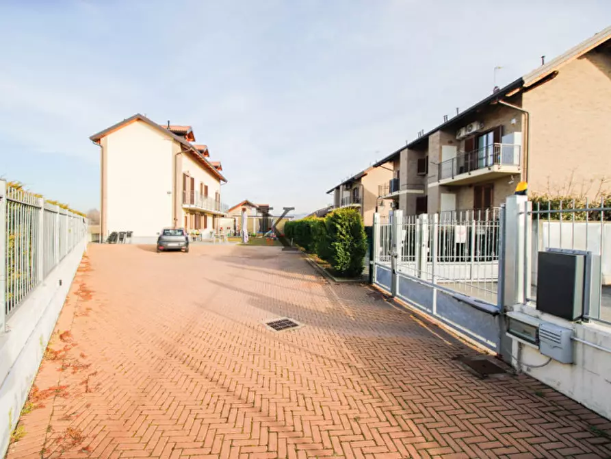 Immagine 64 di Casa bifamiliare in vendita  in Via Como,20 a Settimo Torinese